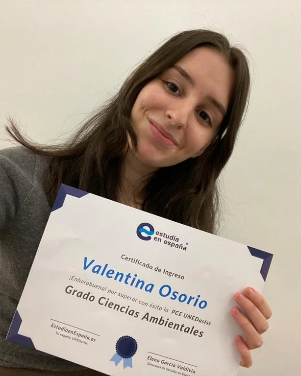 Luciana Ardila estudiante de EstudiaenEspaña que ha conseguido entrar en la universidad